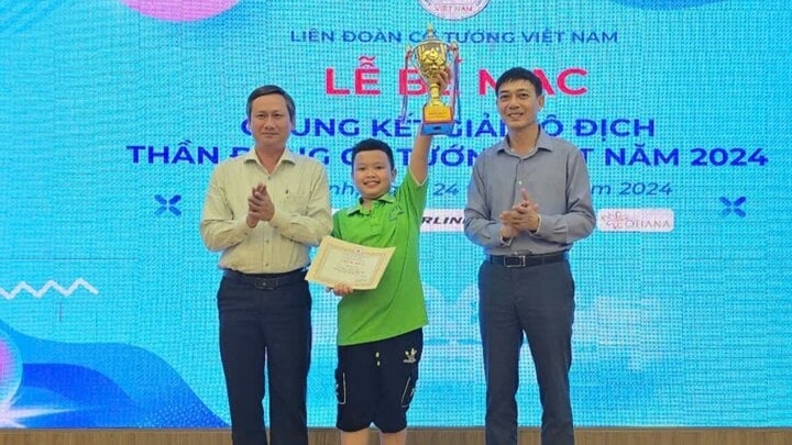 Minh hoạ nhân vật